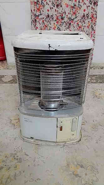 السلام عليكم صوبه شغاله ونضيفه نفطيه وسفينه ع شكل تحفه مال باله ايطاليه جديده ثنينهن ب٦٠الف نهايتهن هيه وصوبه الشراي يتصل ع رقم واكو توصيل 
***********
