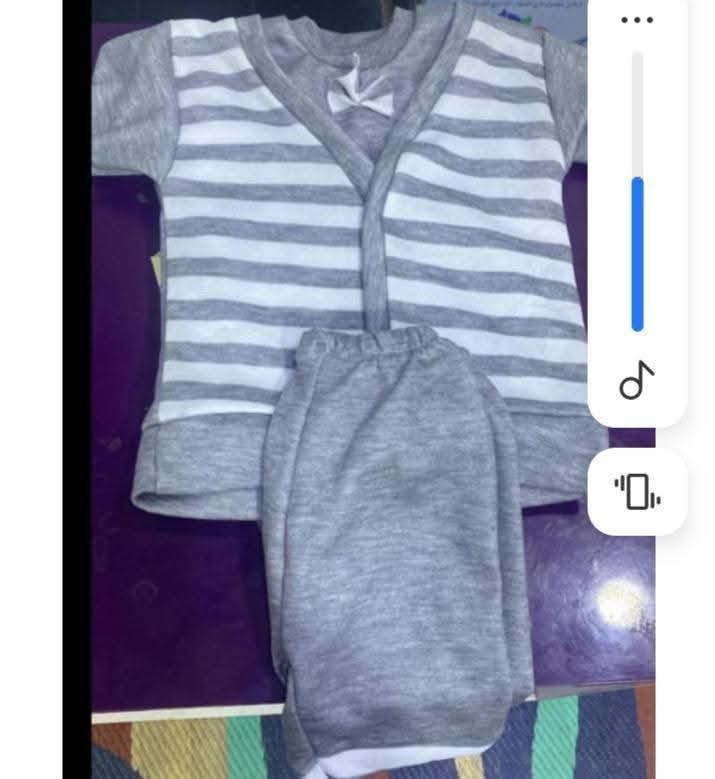 السلام عليكم
فستان وبنطلون بناتي يلبس من عمر سنه الى عمر 4سنوات 
تركسود ولادي وبناتي 
تركسود رباط 
تركسود ورده 
بنطرون بجامه اطفال 
ستريج بناتي 
سعر الدرزن 9000دينار فقط 
القطعه ب 750
متوفر توصيل


**إذا كنت صاحب هذا الإعلان وتريد حذفه لأي سبب، رجاءا أرسل رسالة إلى الدعم الفني**