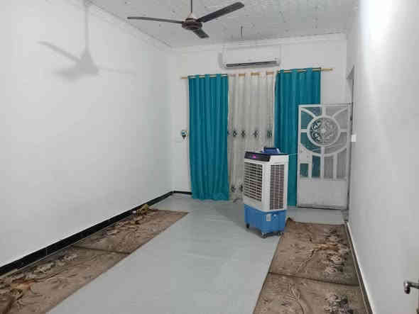 بيت للبيع مبادره او نقدي يباع
مساحه ١٥٠ قضاء الشافعية حي الزهراء قرب الدفاع المدني الوجهيه على ساحه التشابيه اساس مسلح بناء طابوك طابقين الطابق الأرضي مكون غرفتين غرفه كبيره وغرفه أطفال واستقبال ومطبخ وصاله وصحيات داخليه وخارجيه والطابق الثاني غرفتين وصاله غرفه كامله والغرفه الثانيه والصاله بس بناء للاستفسار أكثر اتصال بالرقم ***********
