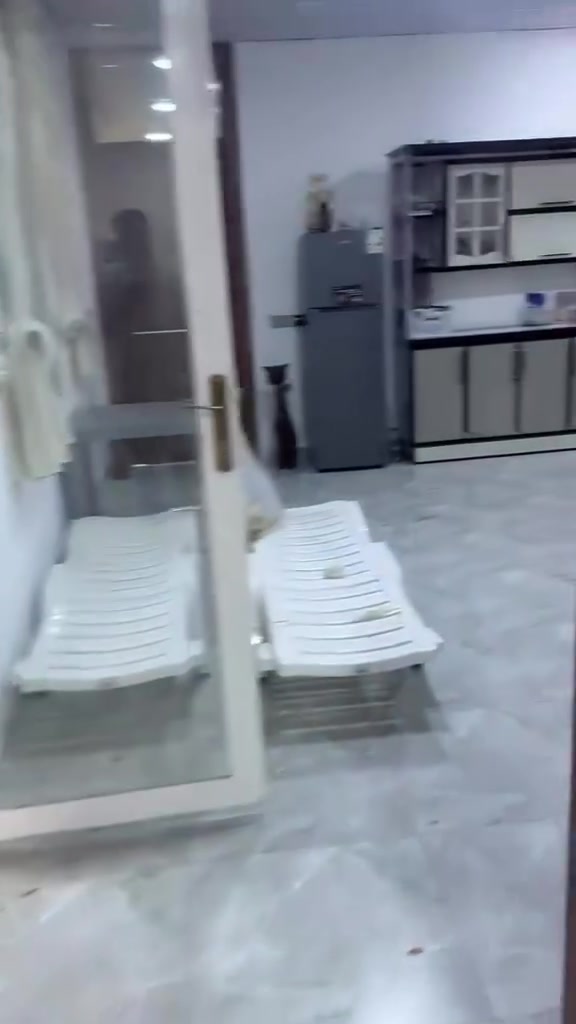 مزرعة مساحة 1000 متر  
طابو صرف زراعي  
المزرعة اعتناء درجة أولى 
بالقرب من السيدة شريفة 
مشروع استثماري ناجح 
***********
