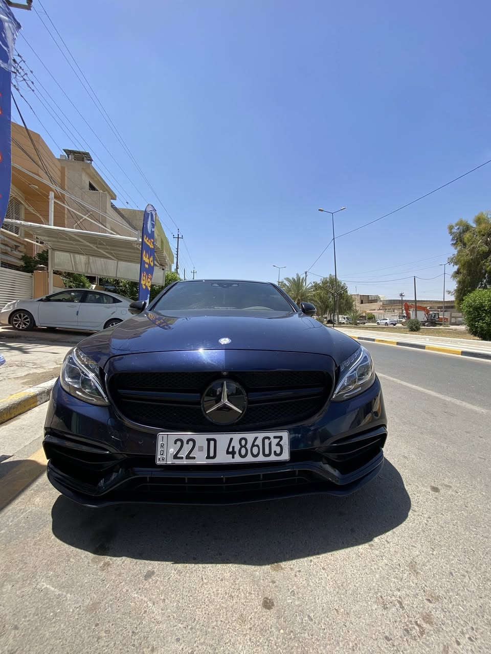 يا الله  
السلام عليكم حبايب 🌹

كيك ألماني 🇩🇪  
عليها كت بلدي

مرسيدس C300 موديل 2017  
فول مواصفات للأخير

• سونار + صور حادث بالمنشور  
• شواصي لغود، مكينة وكير وحدادية وكهربائيات كلها كفالة  
• رقم أربيل  
• عداد 76 ألف  
• سيرفس صفررر  
• فقط باب السايق صبغ سونار

السعر/ 210$ وقابل للتفاوض البسيط

العنوان: بغداد - حي الجهاد

للاستفسار خاص أو واتساب فقط ***********
