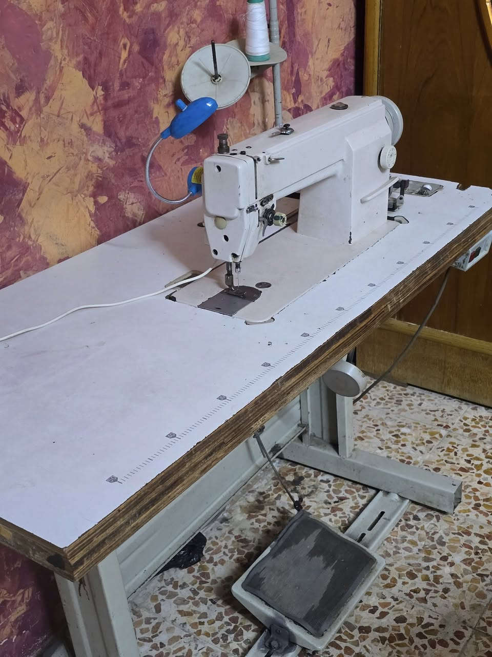 سلام عليكم  مكينه  للبيع  سعر 250 بيه  مجال مكان  بغداد 
***********
