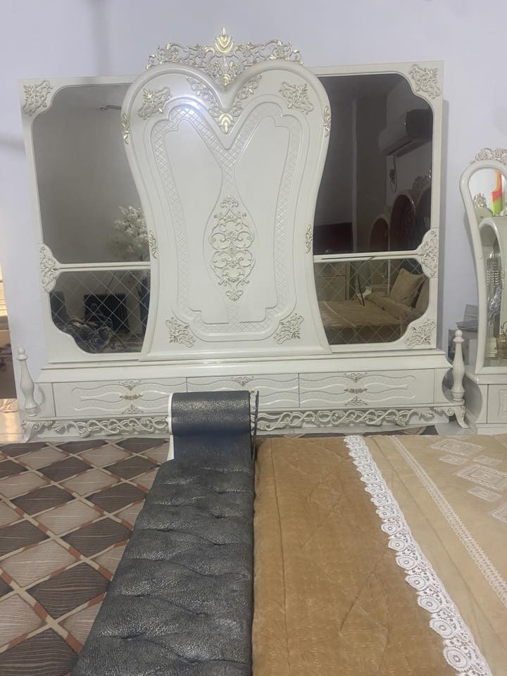 السلام عليكم غرفه نوم للبيع التواصل خاص *********** واتساب
