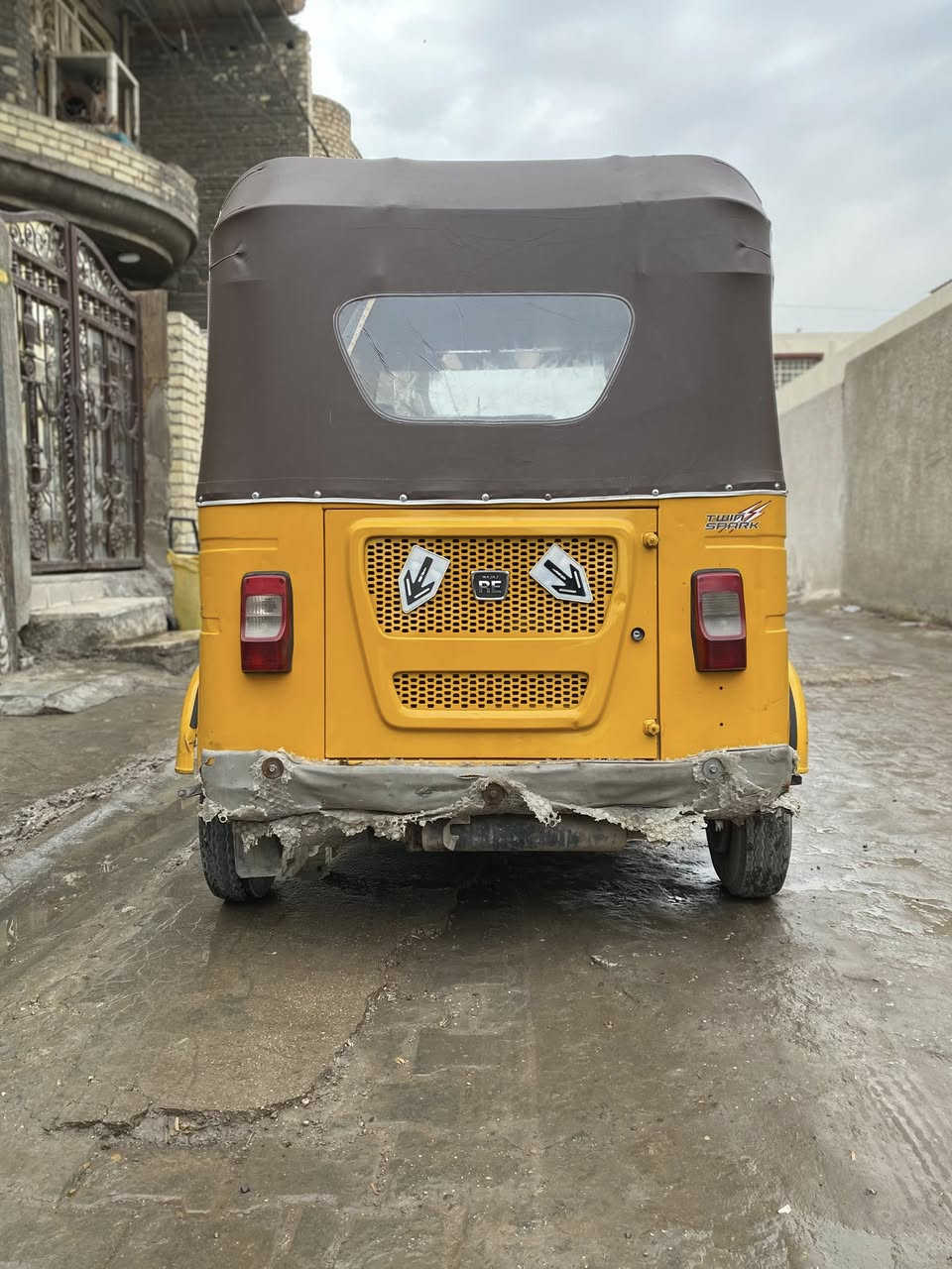 سلام عليكم تكتك لبيع 22شهرً7   تكتك كبال عينك   بسمي تحويل ثانيوم سعر 9 ملاين  وبية مجال ***********واني خادم لطيبين العنوان بغداد مدينة الصدر
