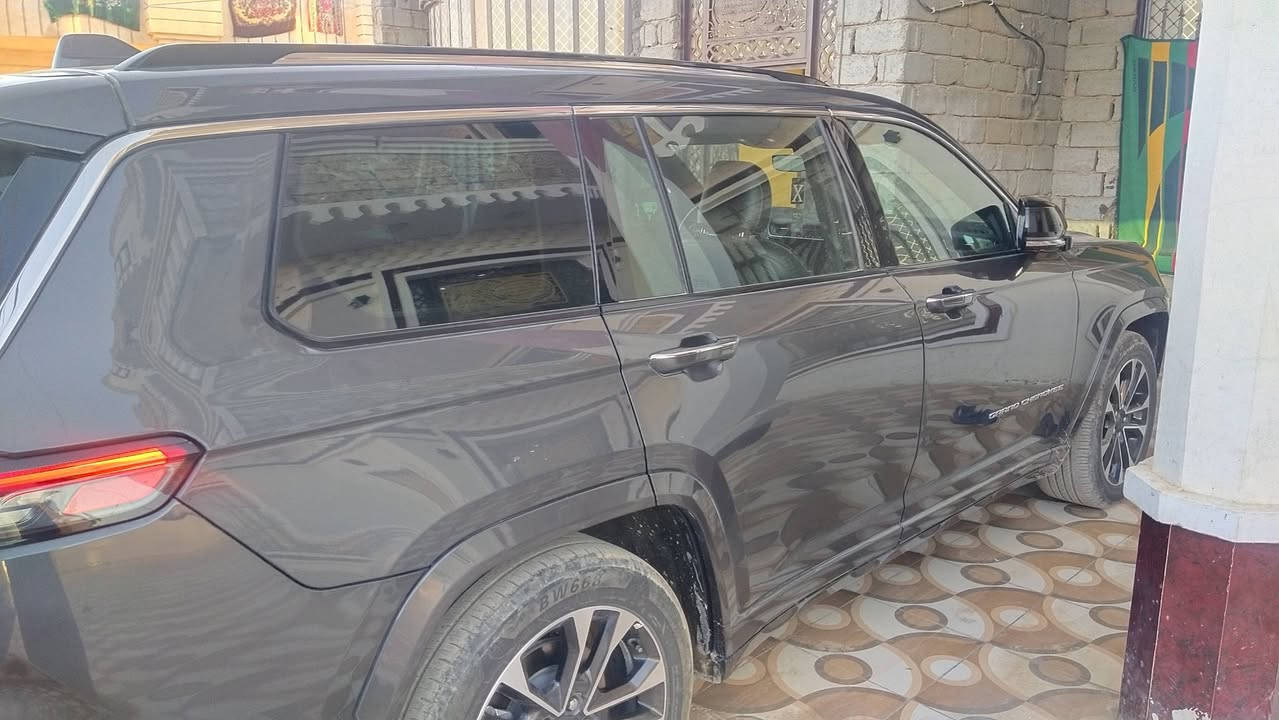 البيع سياره جيب شكل جديد
موديل 22 وافر لان
الون فيلي 7راكب
فوال مواصفات
1/1سياره جاهزه
رقم اربيل
***********
