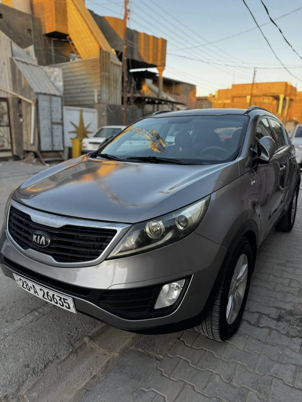 سلام عليكم
للبيع سيارة سبورتج موديل 2013 خليجي 
سيارة بيها قطعتين صبغ الباب الي وره العبري
وقبق الجنطه سيارة محركها 2400
دفع رباعي وهاي صورها كدامكم 
سعرها 135 ورقه وبيها مجال 
***********
