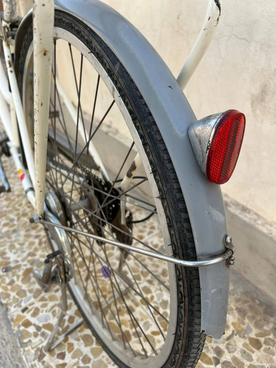 عبدالحليم كير وحساس شغال نضافه فول مكاني موصل الأيسر سعر 70 وبي مجال   ***********
