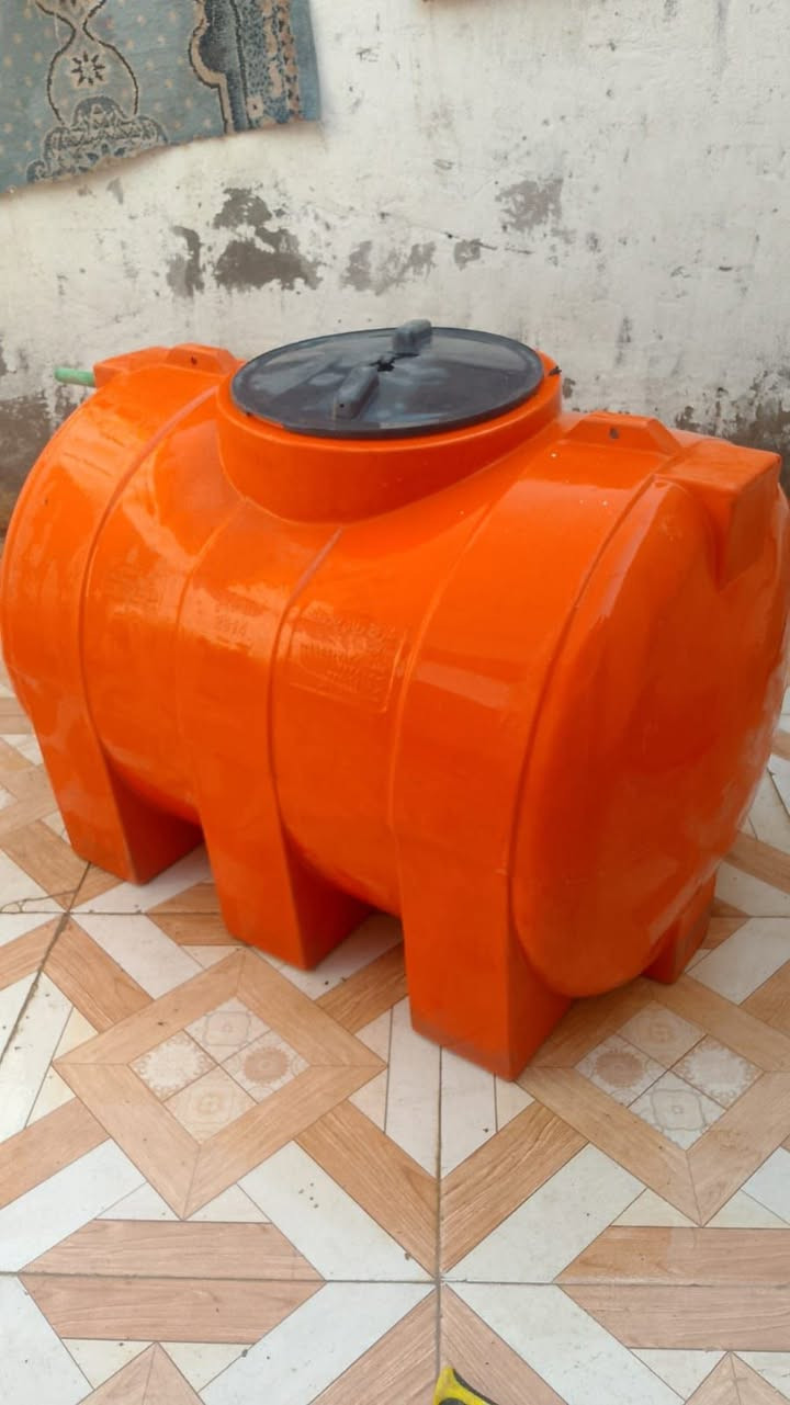 مقطوره نضيفه وخت الجديد جانت داخل لبيت بيهه مي أرو 500لترسعره 35


**إذا كنت صاحب هذا الإعلان وتريد حذفه لأي سبب، رجاءا أرسل رسالة إلى الدعم الفني**