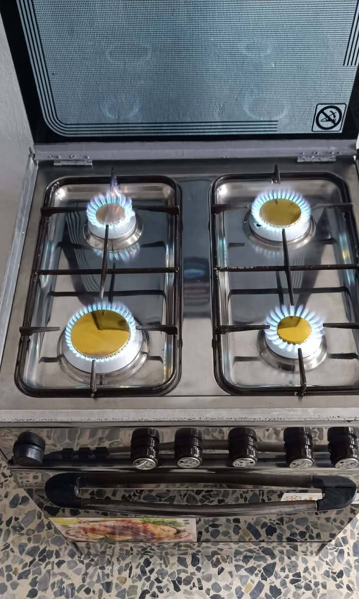 🔥 عرض مميز – طباخ عشتار سوري 4 عيون 🔥
✅ حجم عملي مناسب للعائلة
✅ 4 شعلات قوية وثابتة
✅ فرن شغال وتحميص ممتاز
✅ ستيل مقاوم وسهل التنظيف
💰 السعر: 160 قابل للنقاش للجادين
🔹 للبيع أو المعارضة حسب الاتفاق والقناعة 🔹
✨ فرصة ما تتعوض ✨


**إذا كنت صاحب هذا الإعلان وتريد حذفه لأي سبب، رجاءا أرسل رسالة إلى الدعم الفني**