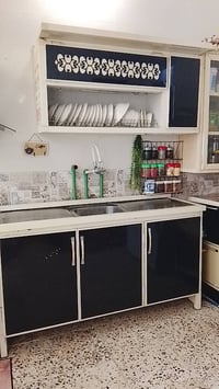 خزائن • للبيع • أثاث منزلي