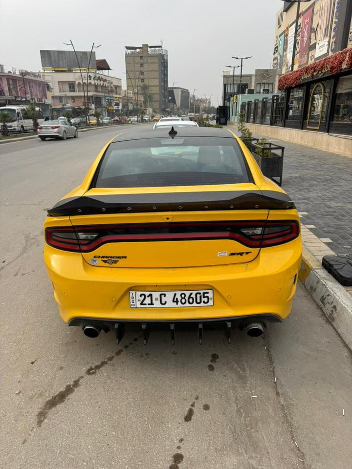 جارجر SRT دايتونا 2017 للبيع او مراوس ضررها جاملغات الاماميه ثنينهن من امريكا بيها كلير قطعتين للاستفسار ***********
