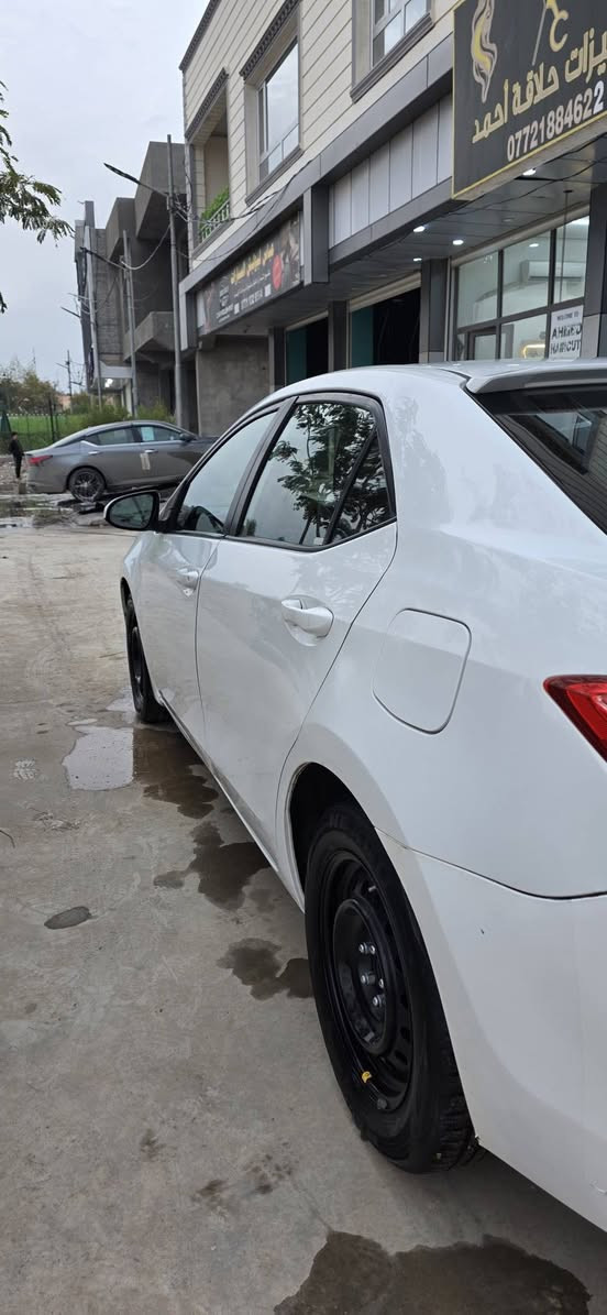 سلام عليكم صور الحادث مرفقه
كورلا 2019 ماشيه 70 الف ميل حقيقي السياره فقط صندوق مبدل بدون دواخل سنويه جديده باسمي مكانه ديالى خانقين 
سعره 167$ وبيه مجال حق الجيه
سياراه مناقصه كل شيء 
***********
