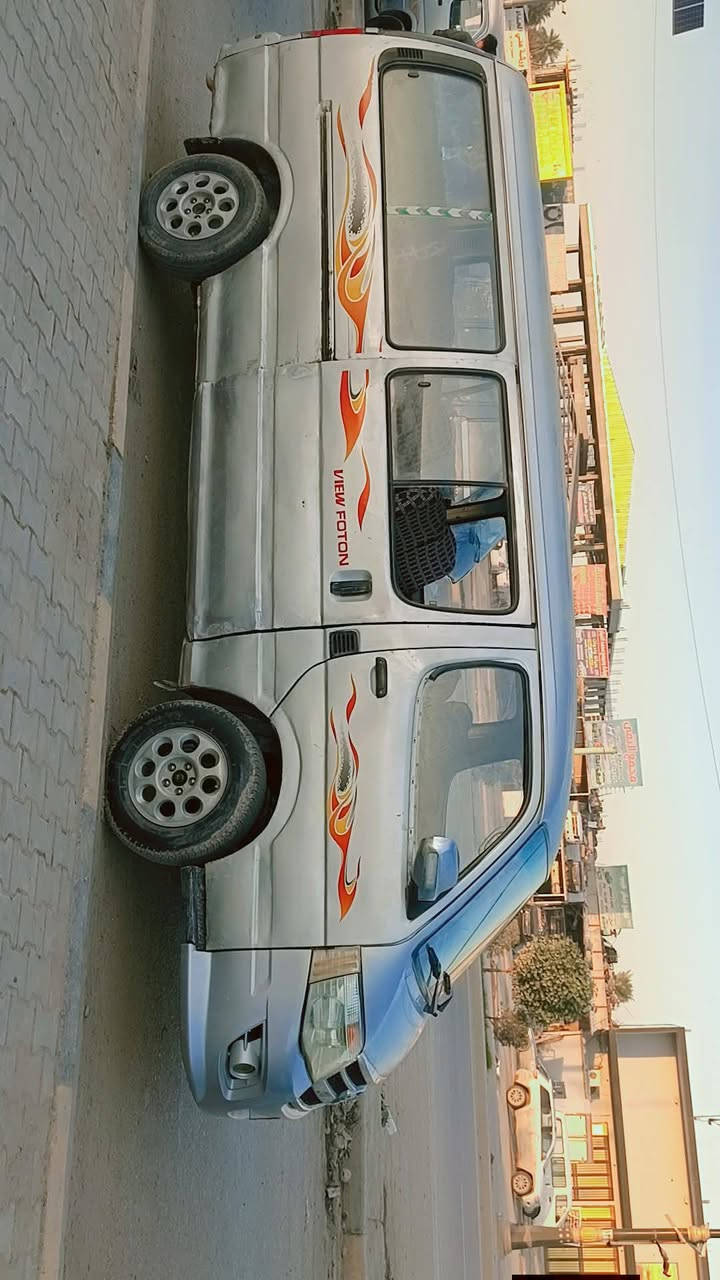 السلام سيارة فتون للبيع موديل 2012الشكل جديد السياره نضيفه كير ومكينه واكسن نضيف  غرامات مرور مصفره هئيه 170الف كهربائات كلها شغاله ترايك وين متريد مكينه فور واي 4 / مالكها ماواصله  ابيع كوم حديد مكانهه بابل  السعر 20 للاستفسار الاتصال على الرقم التفاصيل داخل الفيديو سياره ***********
