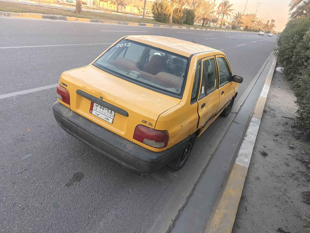 سلام عليكم سايبه موديل 2012 رقم بغداد الماني سنويه لل 27 مكينه وكير جدد حداديه تخم تاير كهربائيّة السعر 10.   المكان نجف.  ***********
