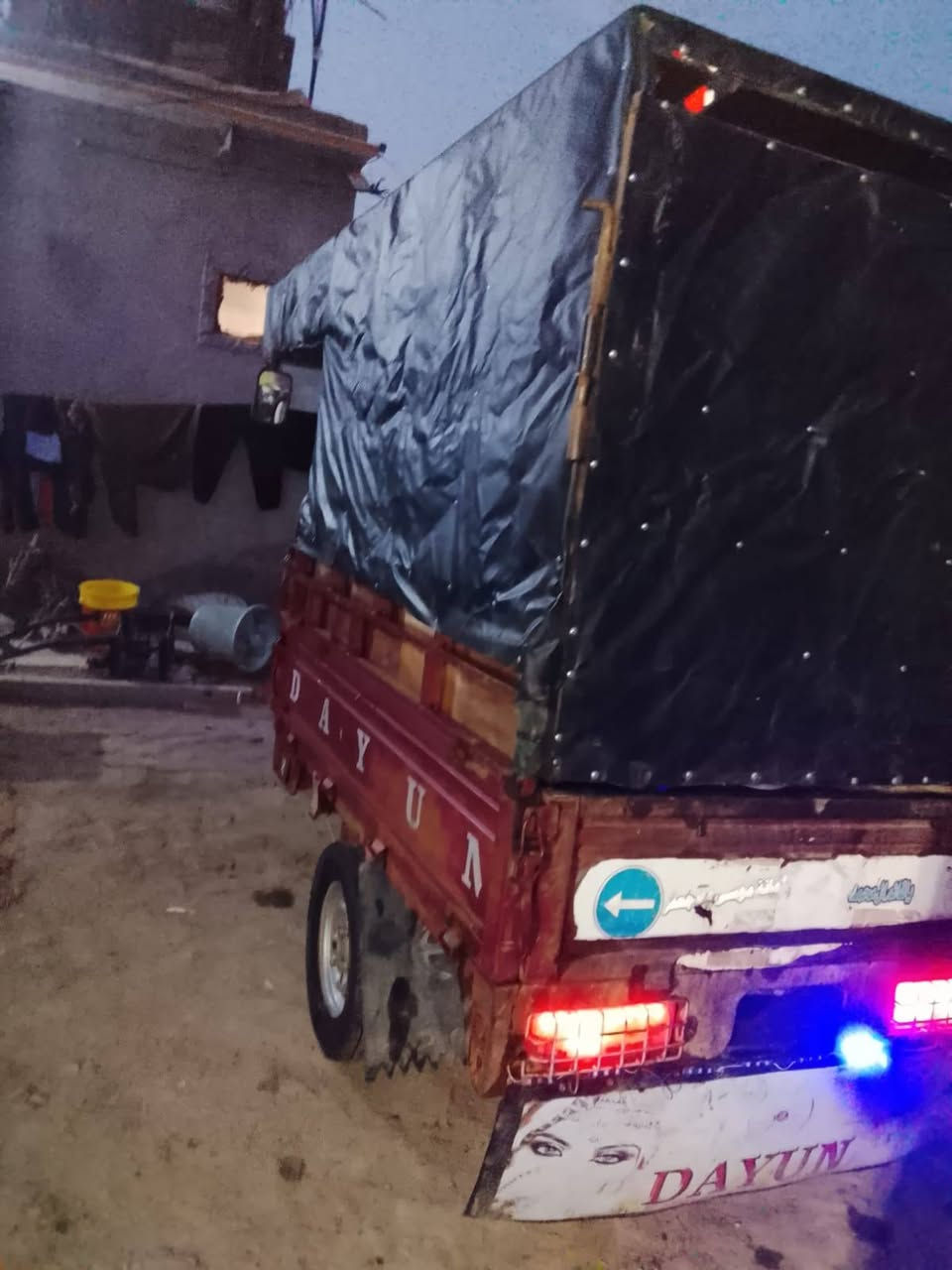 السلام عليكم ستوتا دايوان موديل 2020 محرك 25 صار شهرين من شاهده كهربائيات كله شغاله ماذب عليه ربع العنوان المدائن قرب جامع سيد علي السعر 1250وبيه مجال حك الجيه ***********
