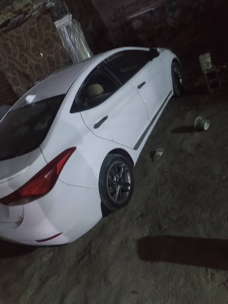 سلام عليكم اخون سيره ادوات مكفوله من الكص بيه مكانات صبغ مكفوله من كولشي سياره مكينه جديده حداده تخم تايرات موديل ٢٠٠١٦ مكاني نجف مكلف بنشر الي يريد يتصل بصاحب سياره  سعر ٤٣ ورقه سياره جديده ***********
