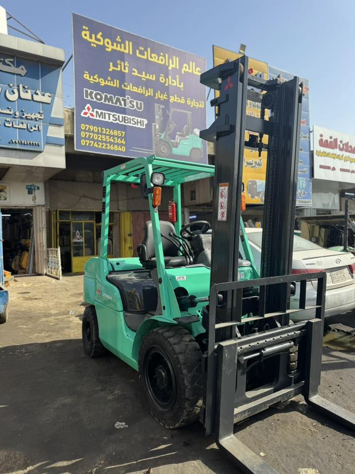 للبيع مسيبوشي 3 طن 3 حركات جب عالي موديل 2010 منفيس كاتي رافعه جاهزه للعمل كل نقص مابيها اي استفسار اتصل على الرقم 
***********
