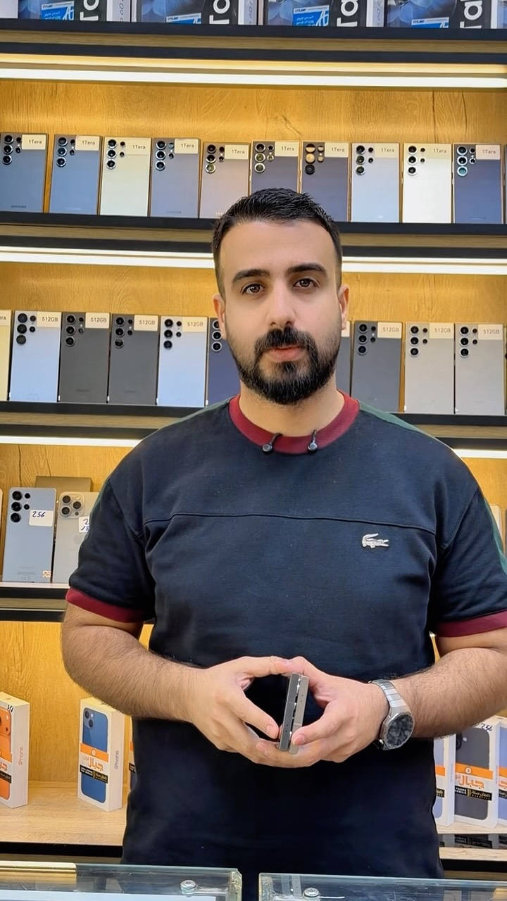 SAMSUNG , S24 ultra 
بذاكرتين مختلفه , 512GB و 1TGB 

مستخدم نظيف 

متوفر البيع بالتقسيط 💳 
لحاملي بطاقة ماستر كارد الرافدين 

📍 مركز وصيانة جبال فون
زيونة - شارع الربيعي - قرب مكسي مول - او مصرف التنمية 

للحجز أو الاستفسار:
 📞  ***********
