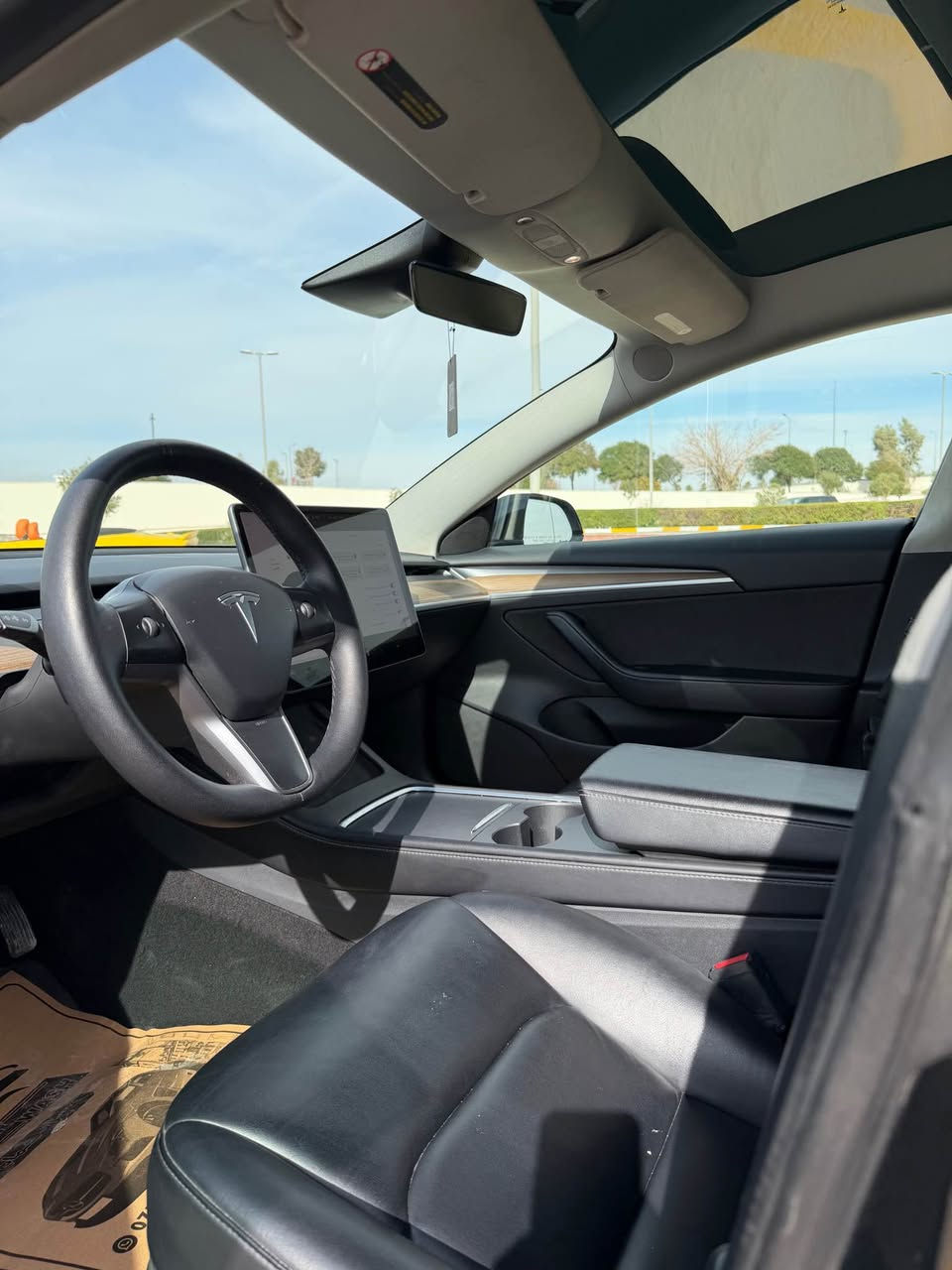 تيسلا 3.     موديل 2022
سيارة قطعتين صبوغ 
لاتحتاج اي مصرف 
***********
تحويل غرامة بشرط أربيل, العراق
