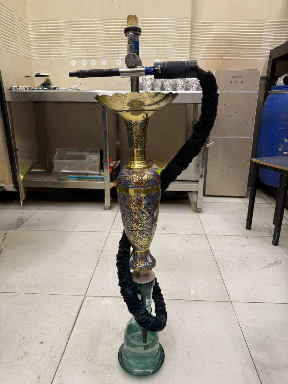 للبيع نركيلة طه الحجم الكبير  سعرهة ورقتين   والزغار 5
قطع  عندي سعر القطعة 65 الف   مكان بغداد العظمية ***********
