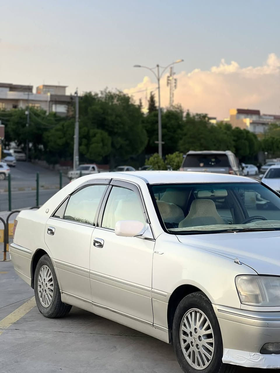 مەکینە vvti
موس موس 
تەبریت لەسەر سویچ 
دوودوگمە 
تەقەوڕەقەو گێڕو مەکینە بەشەرت 
لەسلێمانیم 
***********
