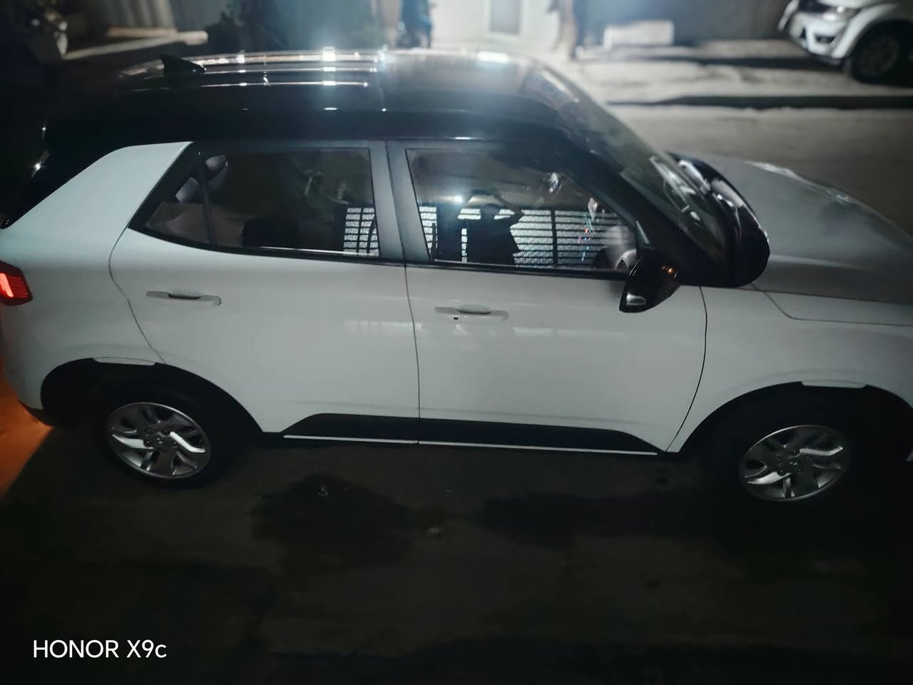 سلام عليكم فينو موديل 2022خليجي فول مواصفات للأخير عده الفتحه مكفوله من الصبغ ول بارد السياره محركهة 1600 دبل نوزل مواصفات كشنات جلد تدفئه تبريد تحكم ستيرن جهتين بصمه أبواب تشغيل عن بعد نقط عمياء اشيار مري لايت زنون ترهم مراوس السعر 155 وبيهة مجال الاستفسار أكثر ***********
