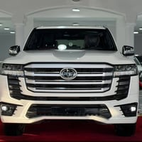 لاندكروزر GXR • ٢٠٢٥ • شحن من الامارات