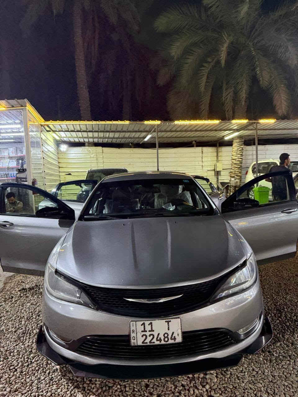 🚗 كرايسلر C200 موديل 2015 للبيع 🚗
المحرك: 6 سلندر، سعة 3600 ✈️ 
 ناقل الحركة (الكير): أوتوماتيك 9 نمر

🌟 المواصفات والكماليات:
 نظام دخول ذكي (تشغيل وبصمة أبواب)
 شاشة وسطية واضحة مع نظام بلوتوث
 تحكم ستيرن كامل وجهين نضام ترحيب
شفتات ستيرن رياضي 
 مثبت سرعة (Cruise Control)
 تبريد ثلج ما شاء الله 
 السيارة بحالة ممتازة ونظيفة جداً وجاهزة من كل النواحي سياره بيهة منضومة غاز فقط اسجلهة بل معمل (كير ومحرك وتكم بشرط الفحص).
 حادث امريكا: ضرر أمامي بسيط بجاملغ ايسر والبنيد نفسه راجع بجم كبس).
 ( او بارد باب جهة صدر الباقي مكفول 
💰 السعر: 100 ورقة او مراوس حسب قناعه
📞 للتواصل والاستفسار :  

***********

مكان السيارة: بابل / حله شارع 80
