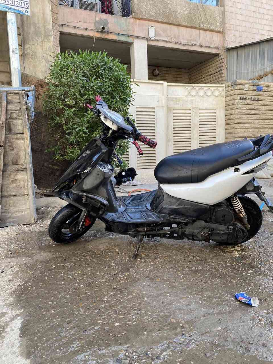 دراجة ماكس عدلة مضلع مكينة نضيفة غراضهة نضيفة 
السعر 575 وبيهة مجال


**إذا كنت صاحب هذا الإعلان وتريد حذفه لأي سبب، رجاءا أرسل رسالة إلى الدعم الفني**