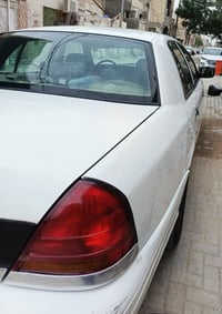 كراون فيكتوريا • ٢٠٠٧ • ٨ سلندر ٤٦٠٠