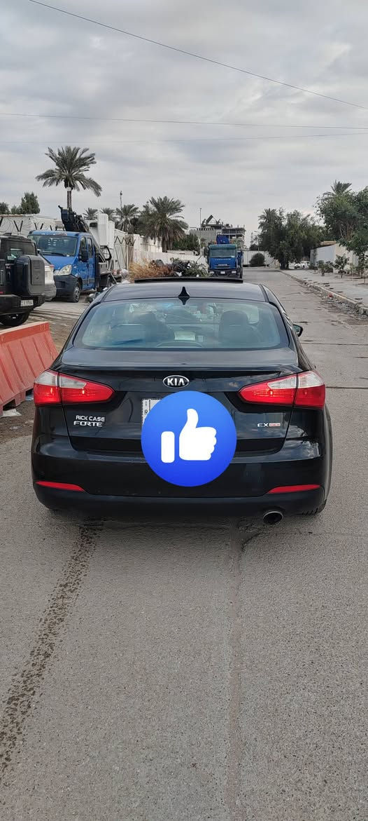 فورتي 2016
رقم بغداد الانكليزي هزه غير نافذه
بصمه تشغيل لابواب بصمه والجنطه بصمه
شاشه بلاد نظام صوت بلاد
تحكمات ستيرن
نظام ترحيب
فتحه سلايت
صدر جديد 
محرك 2000 مفتوح سابقا
كير مكفول
تايرات جدد
الحادث جاملغ وبنيد و بيها صبغ قطع 
السعر 106$
العنوان بغداد الكرخ 
***********
