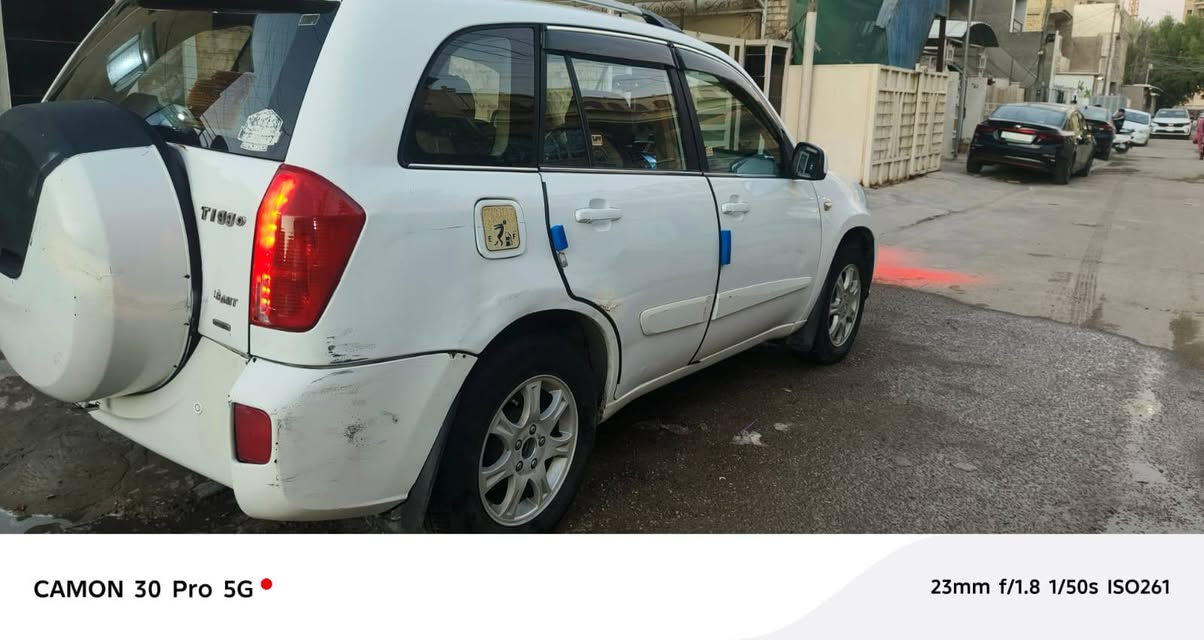 السلام عليكم 
تيكو 2013 للبيع
كير ومكينةة مكفولات
صدر ٨٠ %
تبريدها امانة الله ثلج
بس صار بي وديته كالو الكلج مالته 150الف تنزل من سعره
تدفه تشتغل
كهئربائياتها سليمه
تايراته نضاف
كشناته نضاف جلد داخلي  خارجي اني غلفتها والجلد مدوشمها بلنواب 
بلوجكترات عالي ناصي  وابيض اصفر ليزر احمر تحكم
التيكو معروفه  مواصفاته.
فتحه
شاشه اندرويد
تحكمات ستيرن
تدفه  كشنات
بلوجكتور
رقم بغداد بسمي السياره 
هزه جديده
رقم جديد
جامه جديده
بيها قطعتين صبغ فقط جاملغ امامي وجاملغ خلفي
مكانها بغداد البياع المواصلات
***********
مكانها بغداد البياع المواصلات شارع الضضغط
سعرها 67 وبيها مجال
