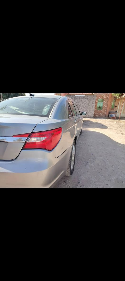 للبيع
كرايسلر سي 200 موديل 2013 محركها 3600 ستة سلندر كير ومكينة خير من الله رقمها بصرة مشروع وطني سنوية لغاية 2027  ، مبدل بيها قبق الجنطة والباقي كله بلادي تفحص وتشوف السيارة مكانها الناصرية مدينة الصدر ، سعرها 80 ورقة غراضها رخيصة ومناسبة جدا بديها كلش حلو شوفت عينك دواخلها نظيفة وجديدة للاستفسار *********** اتصال  ومراسلة واتساب
