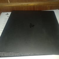 بلايستيشن ٤ سلم • نظام ١٣ • يدين قرصين