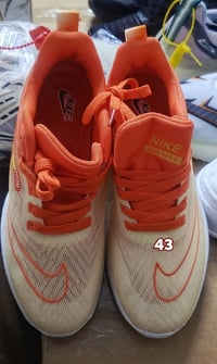 اكسسوارات شخصية • حجز • للبيع