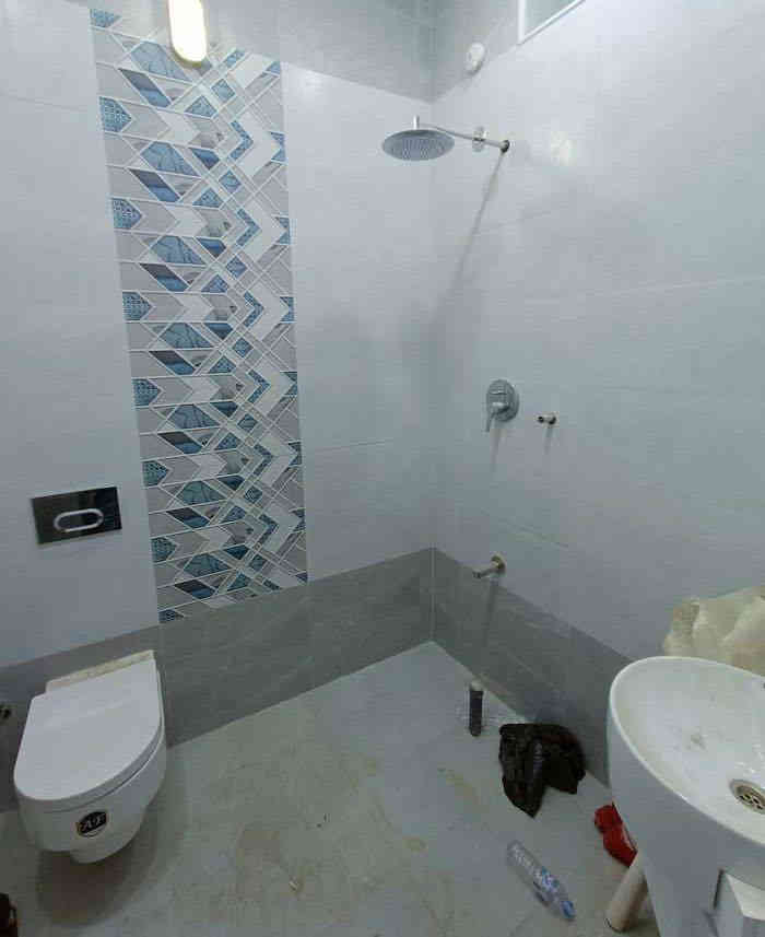 شقه طابق اول للأيجار 
تصلح لسكن العوائل 
العنوان /   الجزائر📍
المساحه / 100  م 
المحتويات /  غرفتين منام + صاله + 
استقبال + صحيات + مطبخ
الأيجار / 750 الف  
للتواصل :
***********
***********
***********
