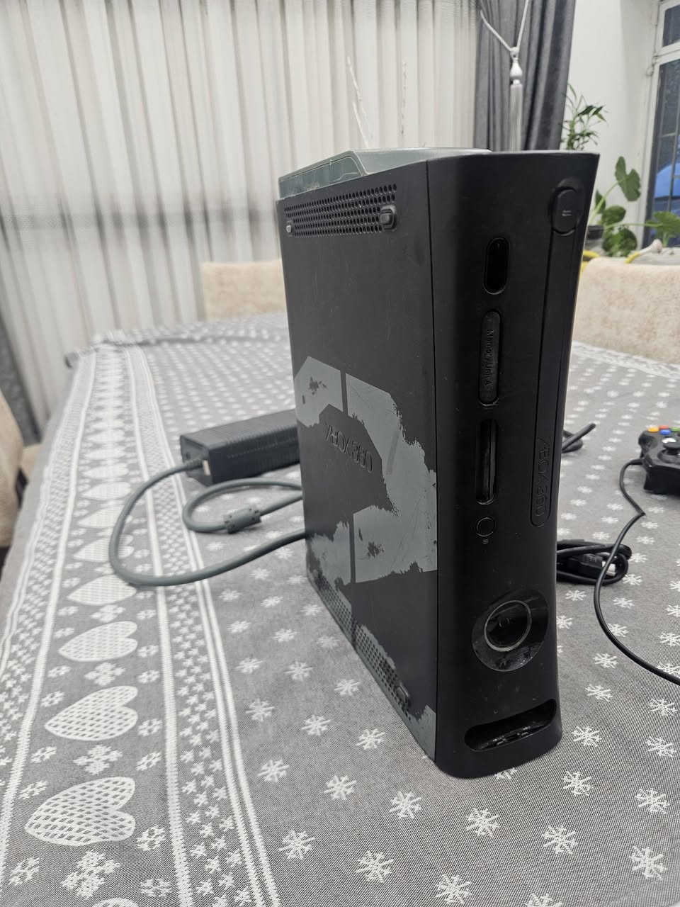 السلام عليكم متوفر xbox 360 fat 🕹
اكسبوكس ٣٦٠ فات من شركة microsoft مايكروسوفت
جهاز راقي غني عن التعريف للبيع او المراوس حسب القناعة  ملحقاتة 🎮
(🔌الجهاز، جوستك، كيبل عرض, محولة تشغيل)
الجهاز مهكر يشغل هارد داخي وخارجي فقط 👾
يجي ويا هارد داخلي بي 19 لعبة قويات من ابرز عناوين الجهاز
ايضا الجهاز مبرمج على قائمة aurora آخر اصدار وافضل برنامج يشتغل اول متشغل الجهاز ويعرضلك الالعاب بشكل كلش مرتب مثل ممبين بالفيديو والصور
سعر الجهاز 65،000 دينار 💽
المكان بغداد 📍 
متوفر توصيل لكل محافضات العراق 🇮🇶 
📝 ⚠️ ملاحضه: الجهاز عالفحص، الفحص قبل الاستلام ضروري
الي عاجبة الجهاز يراسلني ويتدلل


**إذا كنت صاحب هذا الإعلان وتريد حذفه لأي سبب، رجاءا أرسل رسالة إلى الدعم الفني**