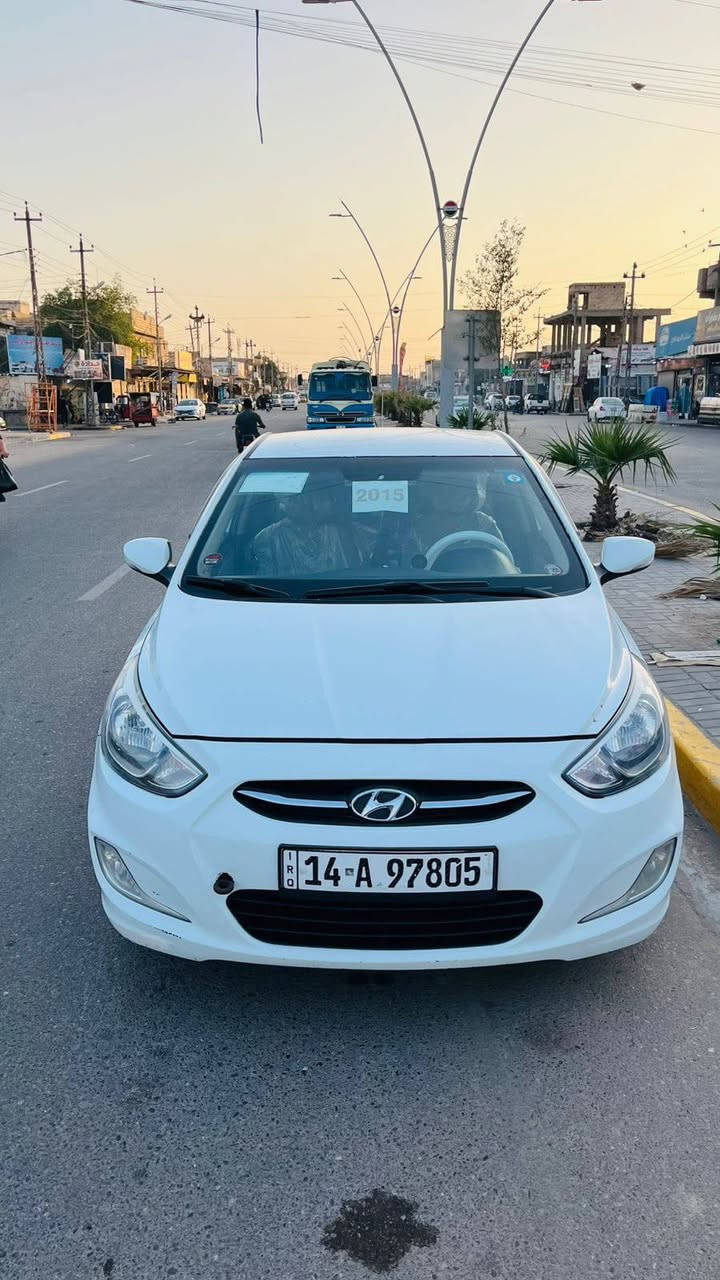 سلام وعليكم اكسنت لبيع موديل 2015 سياره كفاله من ضربه بيه باب مبدل باب سايق لباب لخلفي مصبوغ وسياره بس هاي بيه ولباقيه كفاله عامه مكينه 1400 خير من الله كفاله لمكينه حداديه تخم داير جاهزه سياره سعر 85 بيه مجال شراي يخابر ***********
