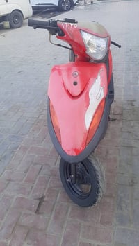 دراجه عدلة حلوه سعرها ٦٥٠ الف  وبيها مجال حك الجيه مابيها نقوصات نكره ...