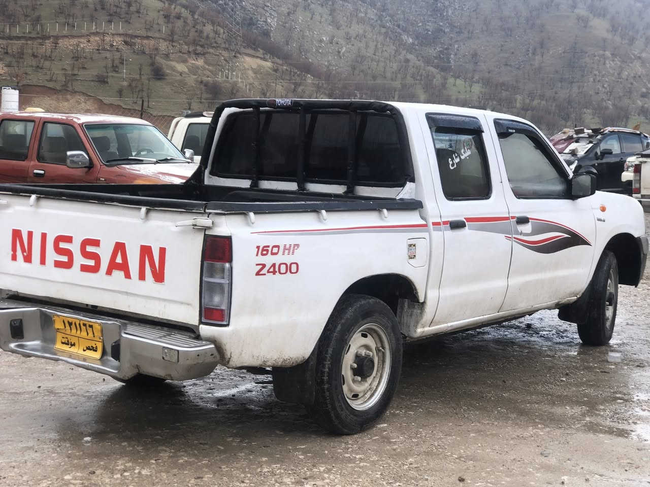 نیسان مۆدێل ٢٠٠٢کتاب مزایدە هەزە و پاکانە  تەبرید پاوەر  پێشو شتی کراوە بە ٢٠١٢ گێر مەکینە اکسل بەشەرت  سەیارەکە لۆکە  نمونەیە داخیلی ناوازەیە سەیارەکە زۆر توندو تۆلە ١ دینار مەسرەفی تێدانیە نرخی ٤٥ وەرەقەو کەمێک مەجال *********** واتسئاپ ڤایبەر لەسەر هەمان رەقەمە
