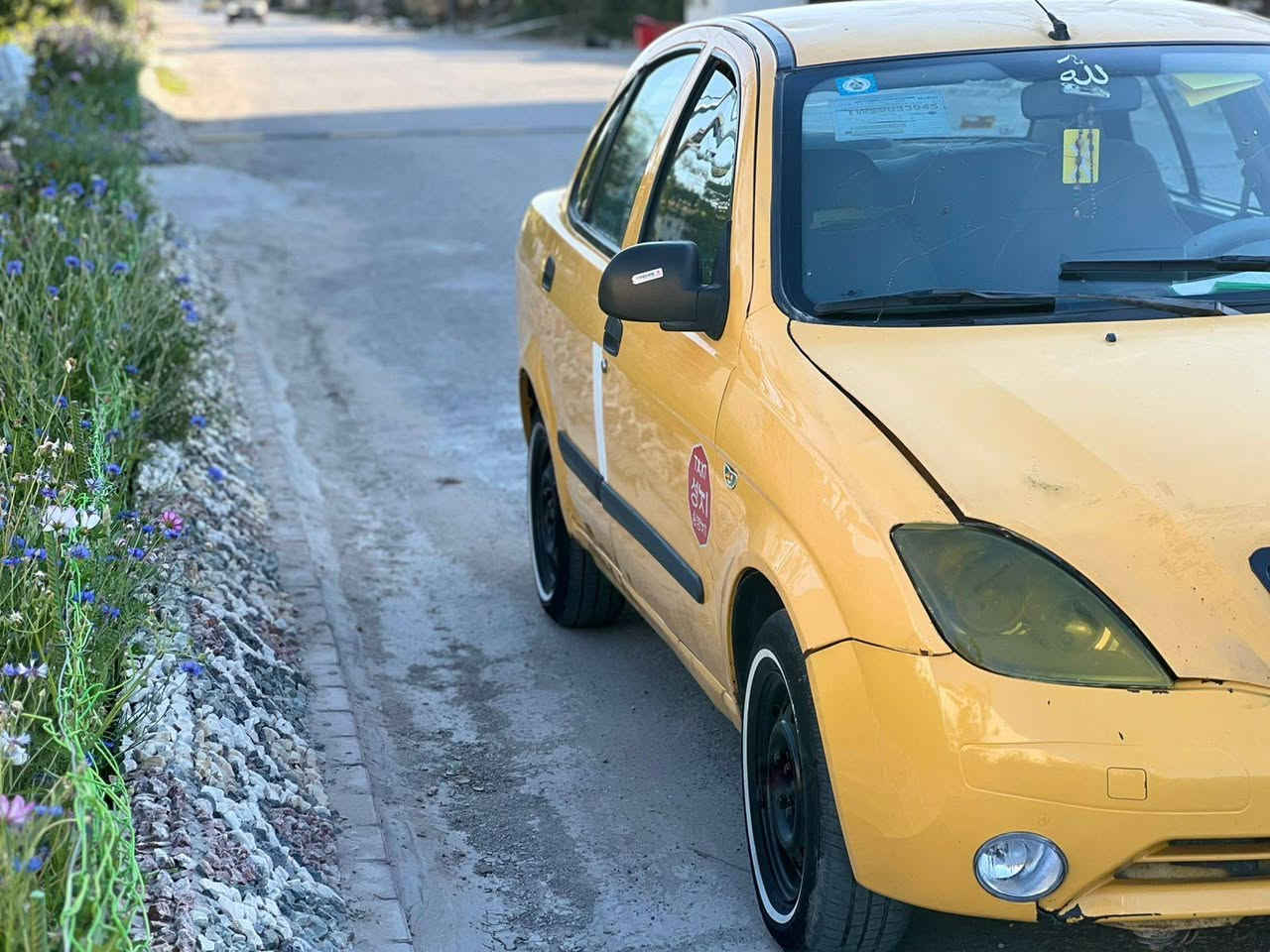 السلام عليكم 
طيبه ٢٠١٥ رقم بغداد مصفره هيئه وغرامات سنويه ٢٨ شرط التحويل سياره جاهزه كير ومحرك كفاله حدادين جديده تخم تأير جديد مكفوله من الضربه بيها صبغ شبر بجاملغ الخلفي العنوان بابل قرب سيطرت الاثار السعر ٣٤
***********
