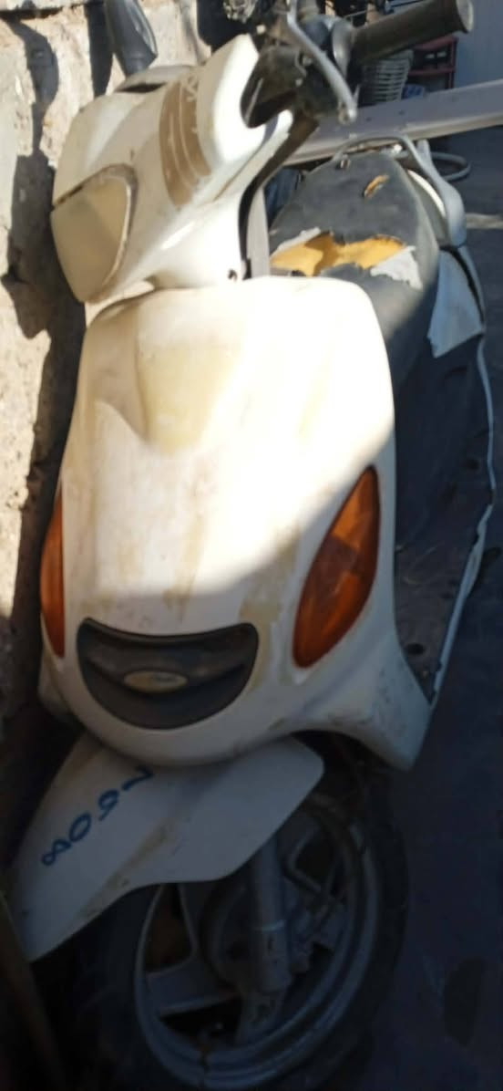 ماطور ياباني للبيع ياباني شرط شغال بس بي كلج عاطل ***********
