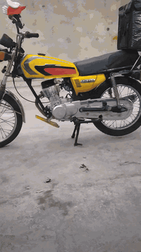 السلام عليكم شباب دراجه نامه اوراق صولي  شاصي 20 ولباقي 25 دراجه نضيفه مامفتوحه بس تفيلس  السعر 800 مكاني ناصريه مركز ***********
