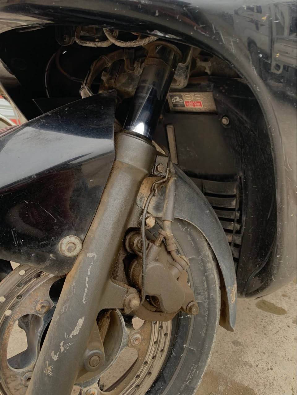 سلام علكيم دراجه ماجستا ملي كراند دراجه جديده بمعنى الكلمه ماشيه 10لاف فقط اوراق كامله من كل نواحي مكينه جديده دراجه بلاديه لابعد الحدود محتاج واريد ابيعها السعر 850 وبيها مجال 
مكاني بعقوبه
التصال *********** Singapore
