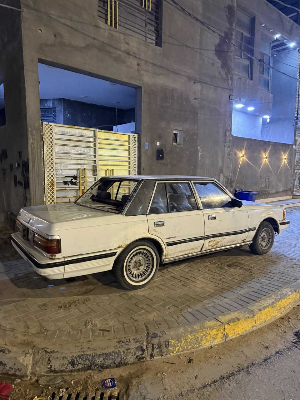 السلام عليكم
سوپر 1984 رقم مميز تاميم السيارة اصولية بس ما اندل راعيها السيارة شغالة محرك ابلادي بي بخار گير عادي باتري اي سي ديلكو توني شادة ابيع كوم حديد
السعر 17 مكانهة البصرة
***********
