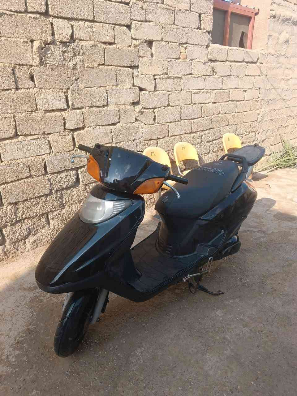 سلام عليكم دراجه سبيسي ياباني مجفته جديد مكينه ناعمه الدراجه حلو بس عوزه شويه ترتيب كهربايات كله شغاله كفراتئه تجاري السعر 450 وبيه مجال مكان كوت الخاص مفتوح ***********
