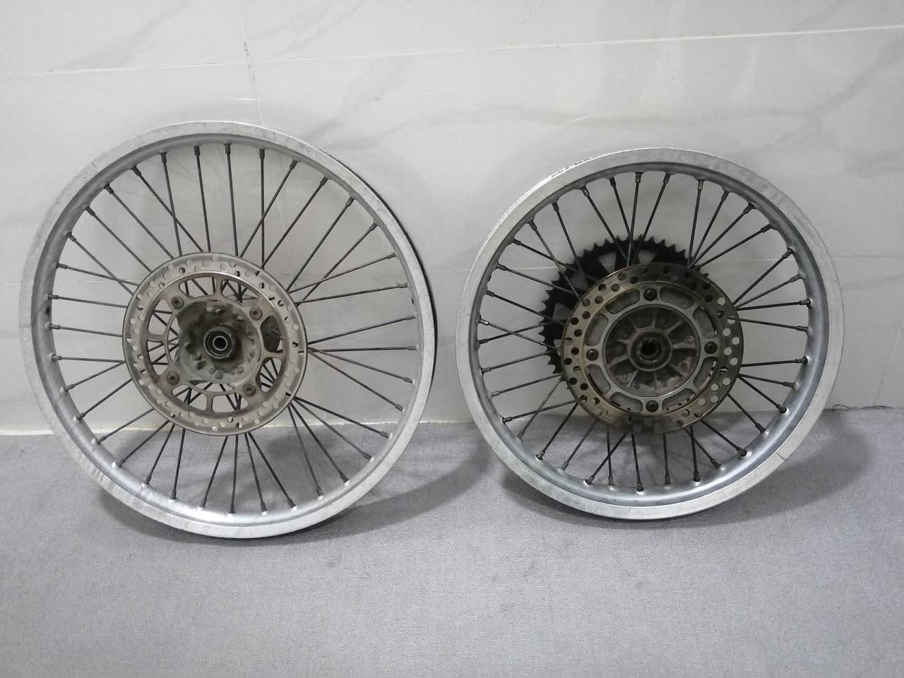 سلام علیک ویل یابانی مضبوت توصیل كولة عيراق ژم***********
