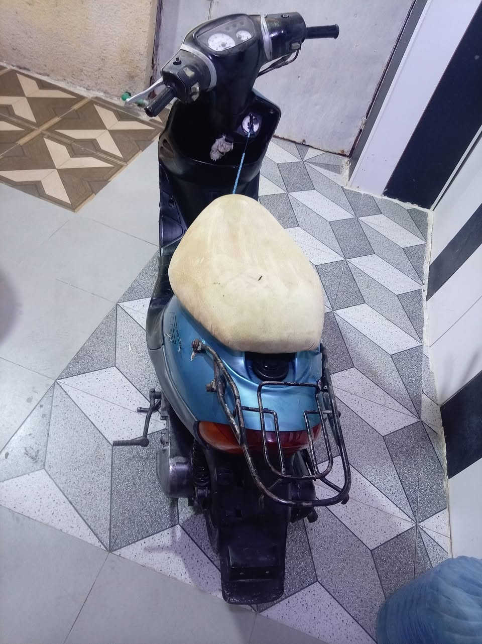 سلام عليكم ٩للبيع ٢٥٠وبيهه مجال الاسفسار خاص


**إذا كنت صاحب هذا الإعلان وتريد حذفه لأي سبب، رجاءا أرسل رسالة إلى الدعم الفني**