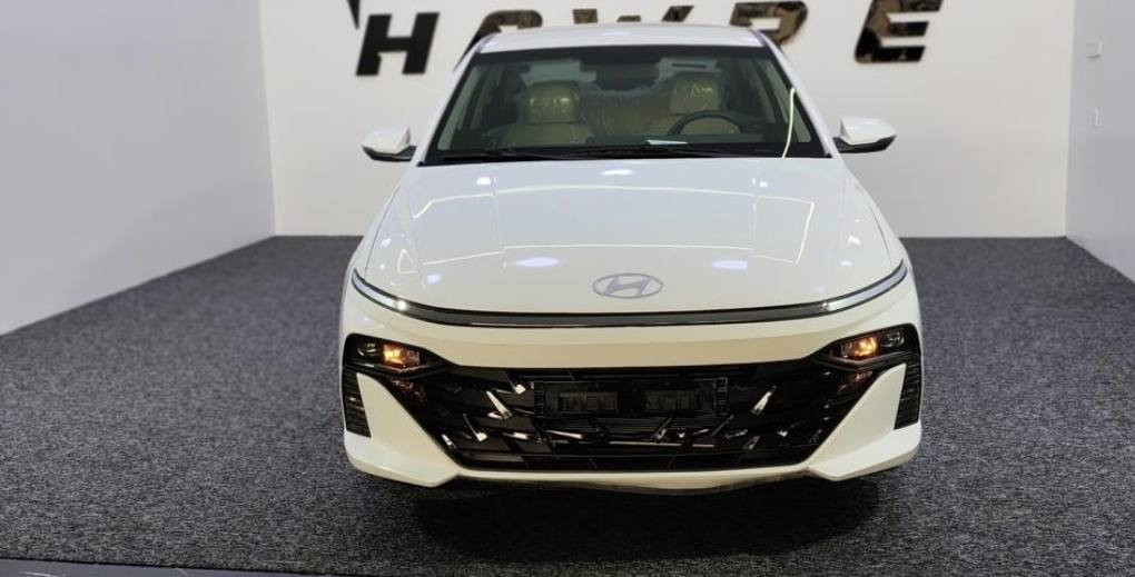 هونداي اكسنت ٢٠٢٥

ماشى ١٥٠٠٠ كم
سيارة خليجية
محرك ١.٥
مثل وكالة 
رقم كاتي
 سعرها ١٣٥ 
سيارة من سليمانية
***********
