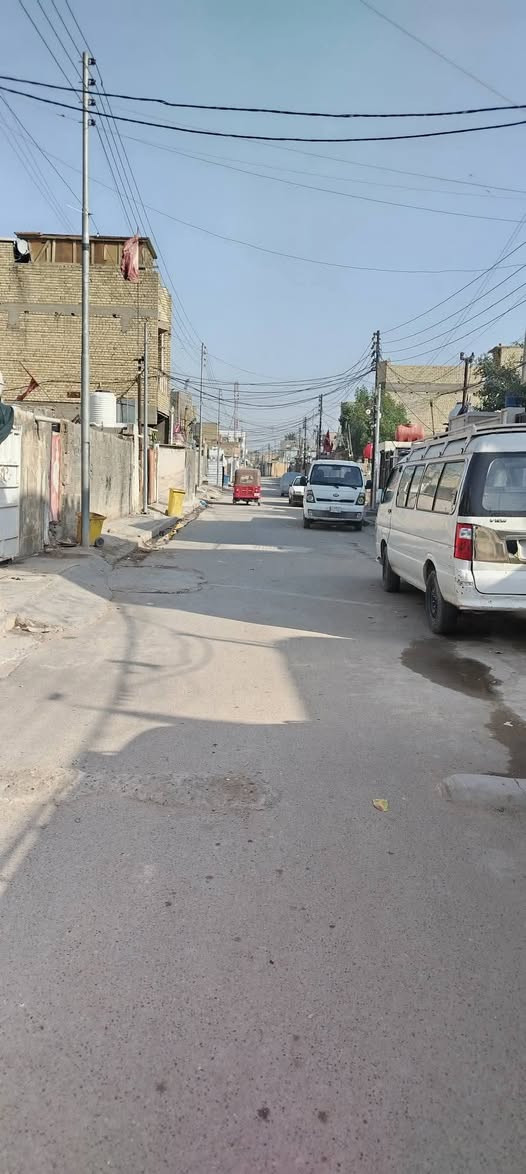 بيت للبيع
حي السفير قرب سوق العبيدي
المساحة 100 متر وبسعر مناسب اتصل للأتفاق 
للاستفسار  الإتصال على هذا الرقم
***********
متواجد واتساب أيضا
